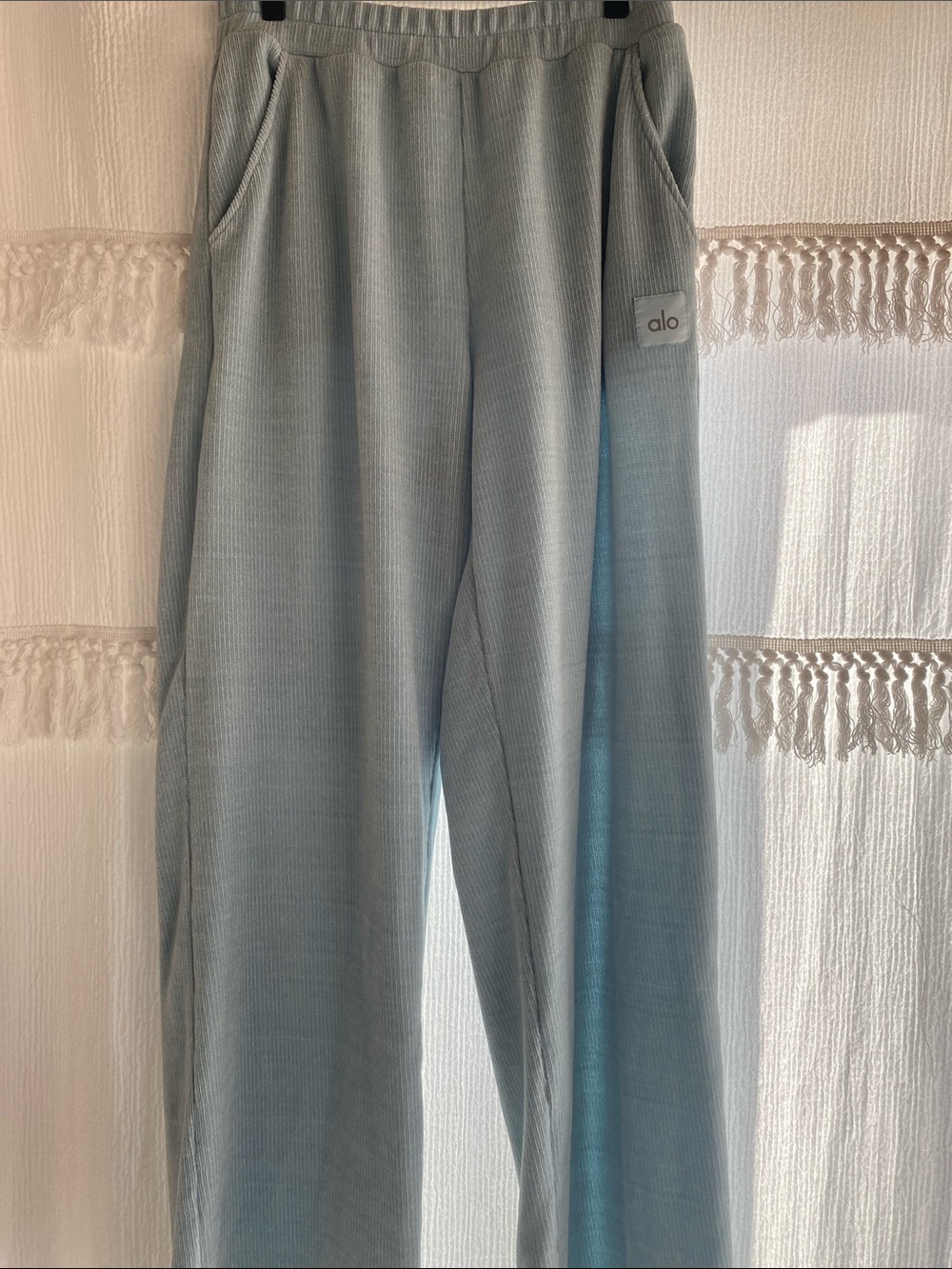 ALO Yoga sweatpants